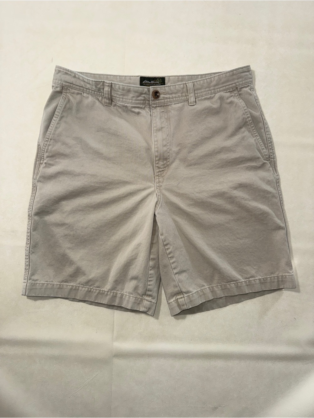 Eddie Bauer Men's Light Gray Flat-Front Cotton Shorts
